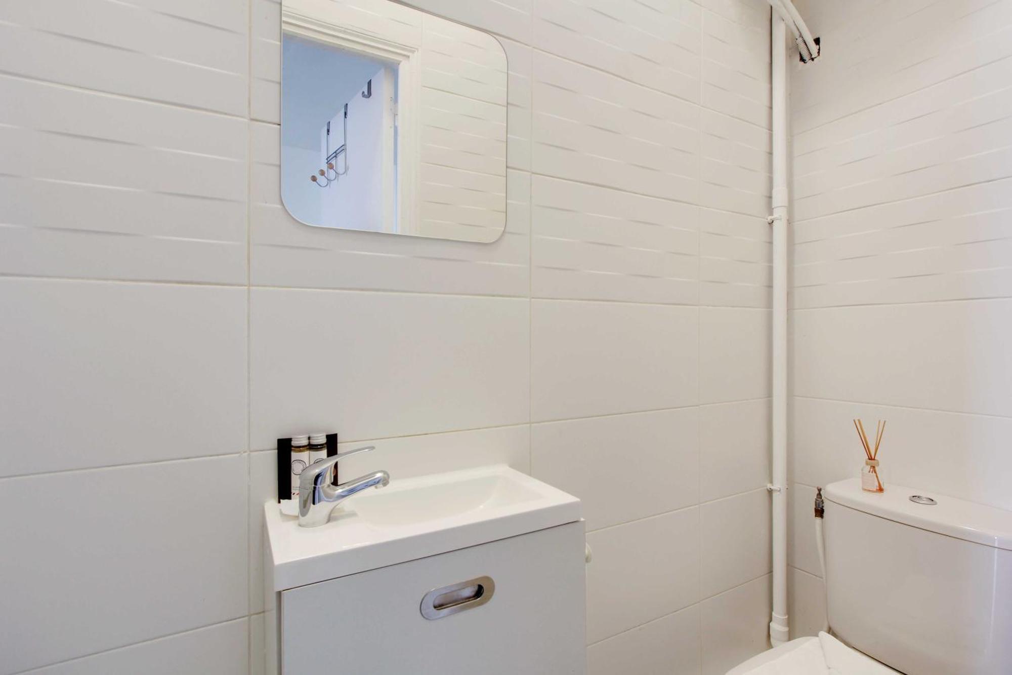 Joli Studio Pour 2 Personnes - Levallois-Perret Exterior foto